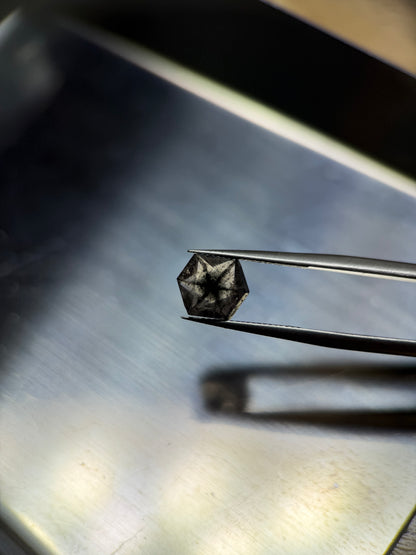 トラピチェガーネット（3）