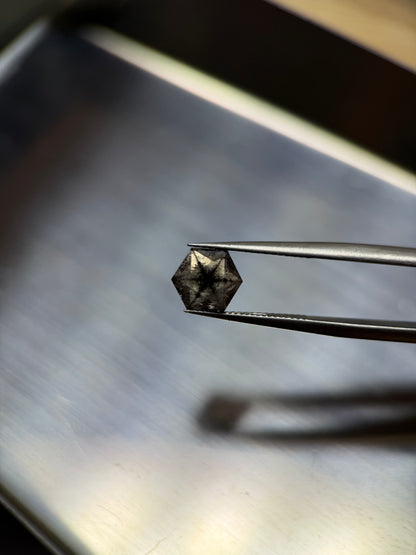 トラピチェガーネット（6）