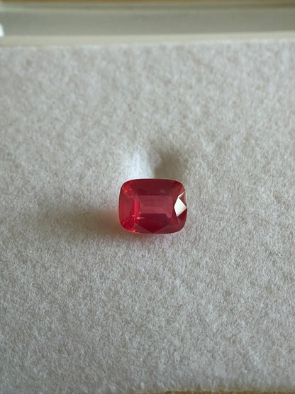 オレンジレッド・スピネル