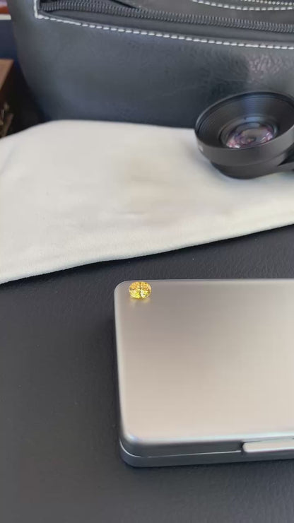 イエロー・サファイア （加熱処理）