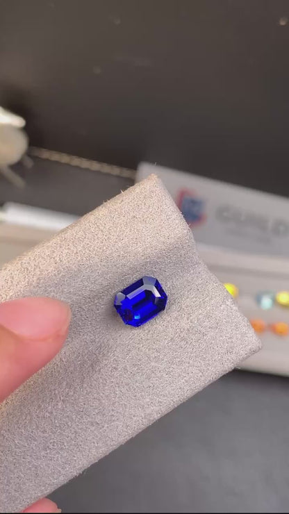 ロイヤルブルー・サファイア